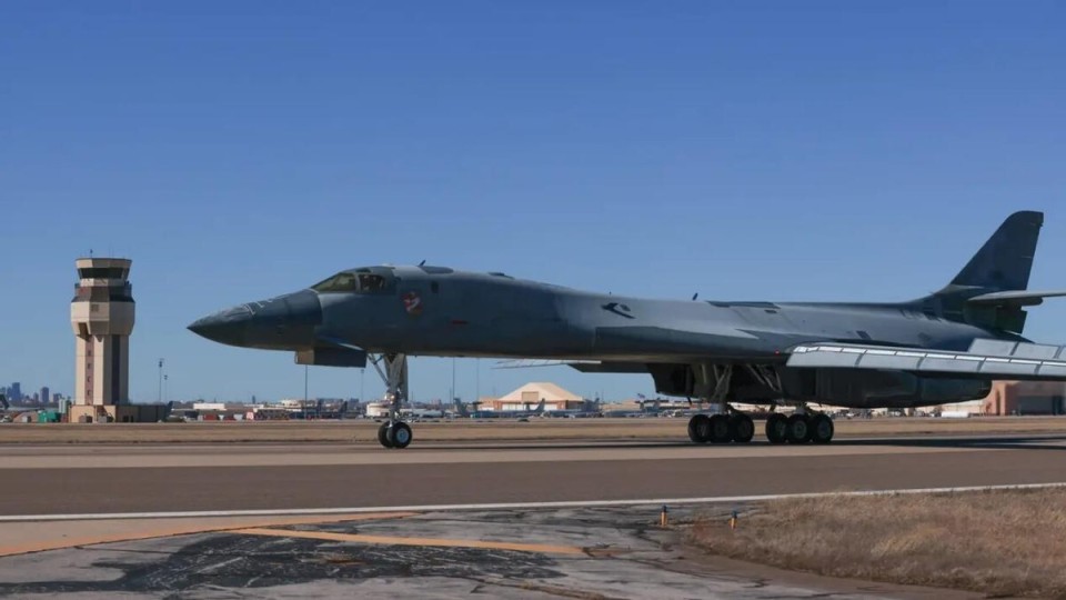 走出坟场:b-1b轰炸机正在复活,重新进入美国战略轰炸
