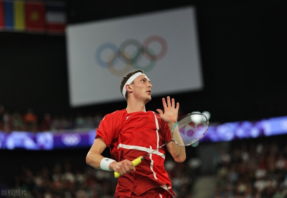 安赛龙晋级奥运男单决赛!2:0战胜世界冠军,国羽男单无缘领奖台