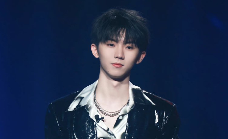 我们的歌5a组9位歌手配对1位新生代出局黄丽玲搭档马嘉祺