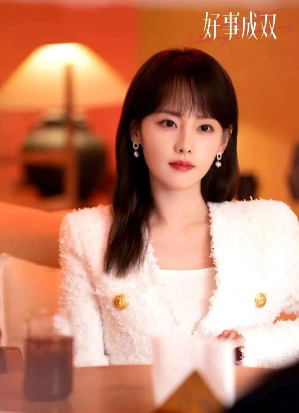 Lisa疯马秀已表演完，但张嘉倪杨颖去看秀引发的争议仍在继续-腾讯新闻