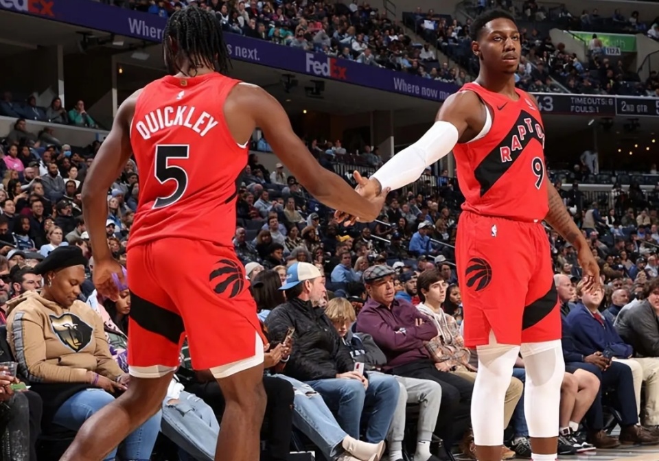 湖人vs猛龙季后赛收官湖人开足马力猛龙伤兵满营奔向14连败