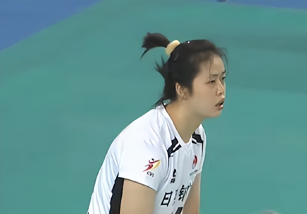 天津女排三人得分上双轻取山东队杜清清仅得4分拖了球队后腿