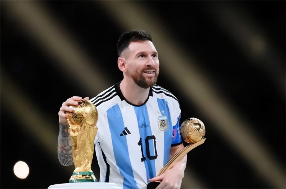 梅西世界杯冠军坐实球王荣誉创下纪录国乒全满贯熬夜发文祝贺
