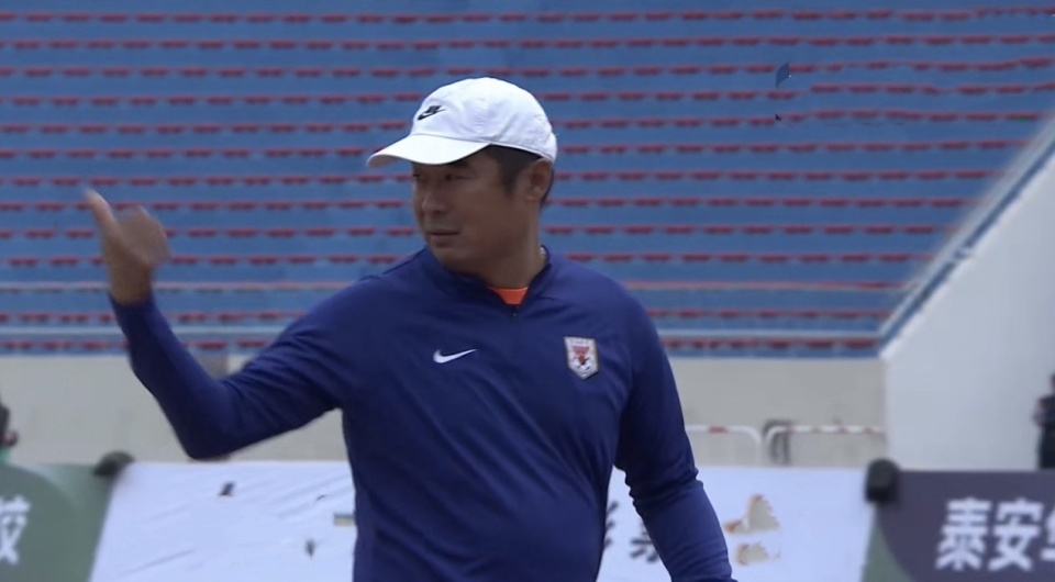 二队打硬仗泰山高中锋后继有人比郭田雨强新蒿俊闵明年上1队