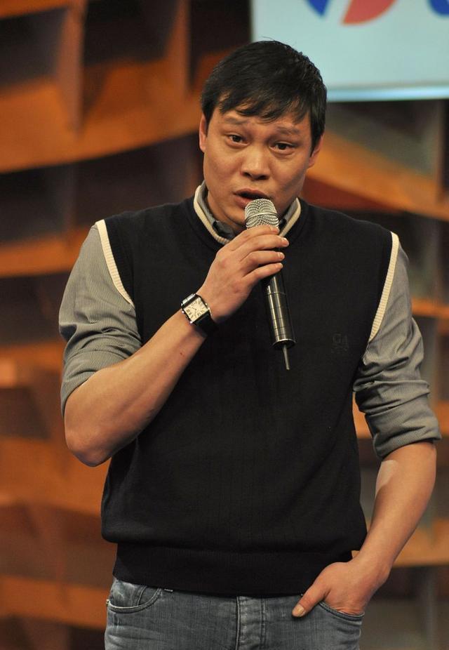 范志毅客串《繁花》受好评,国内足坛还有谁曾在荧屏露面?_腾讯新闻