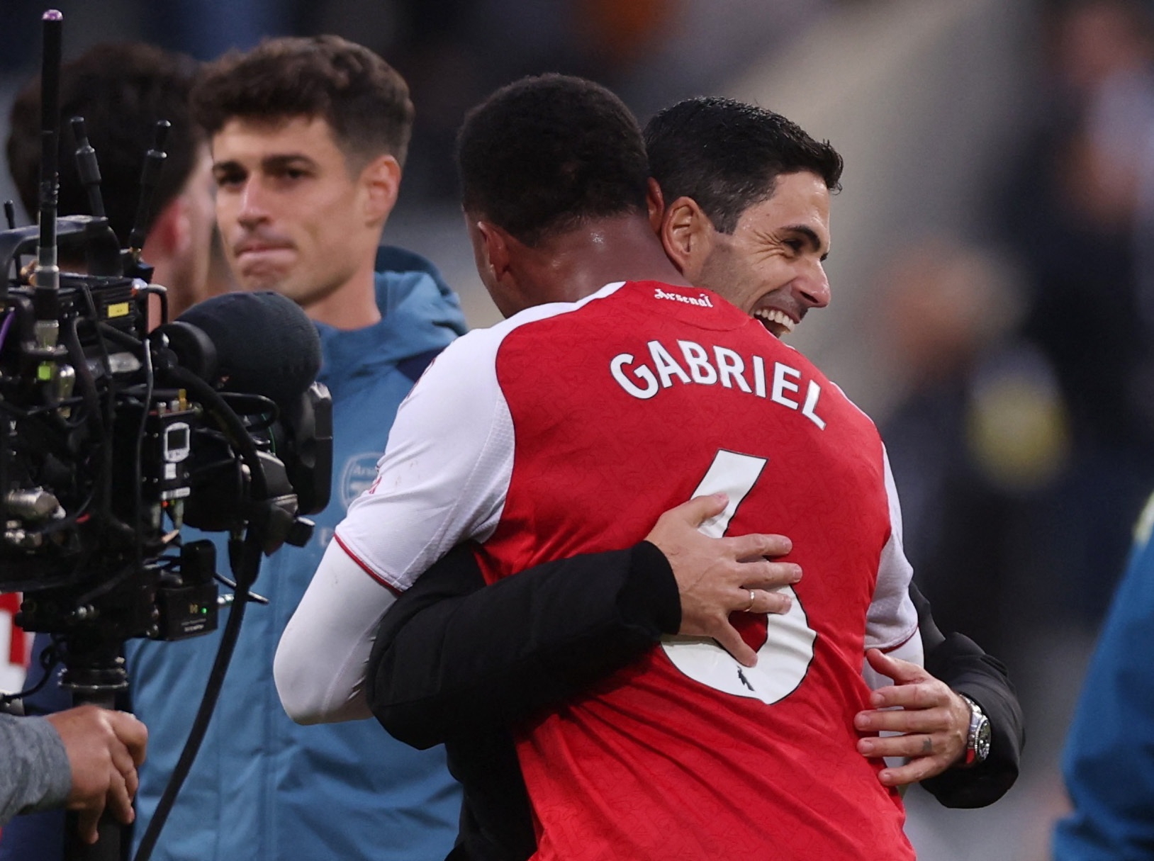 第一次談爭冠問題？度過艱難時刻仍在領跑，阿森納的確有資格