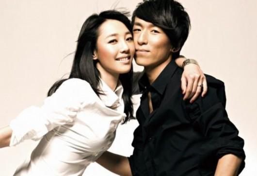 白百合和老公带四岁儿子出游,一家三口好幸福,新老公情史丰富