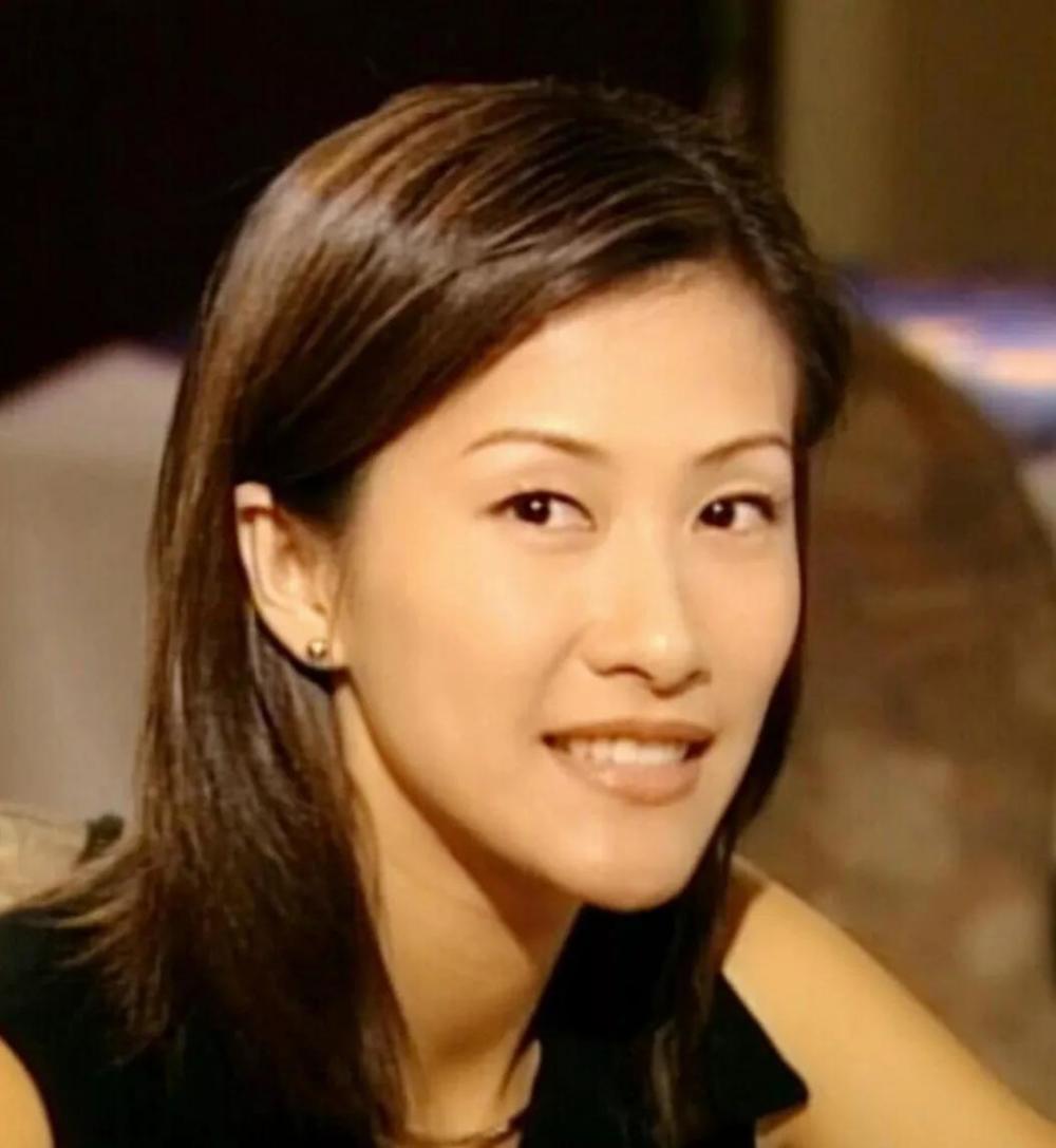 陈慧珊在深圳参加活动，上台演讲气场十足，有望重返TVB拍戏