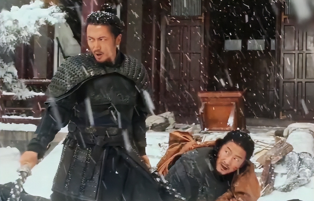 《鏢人》票房連續逆跌，吳京徹底不裝了，私心暴露的他，才是電影最大的彩蛋 - 