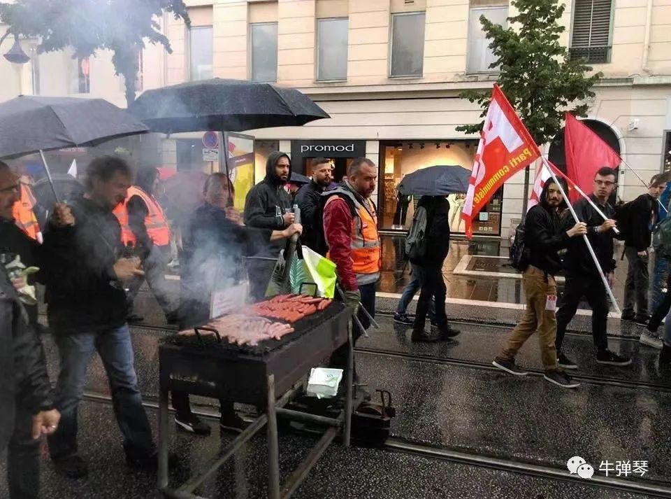 法国全行业走上街头大罢工，法国人休息了，英国人又上了80年代小学数学课本电子版2023已更新(哔哩哔哩/知乎)80年代小学数学课本电子版