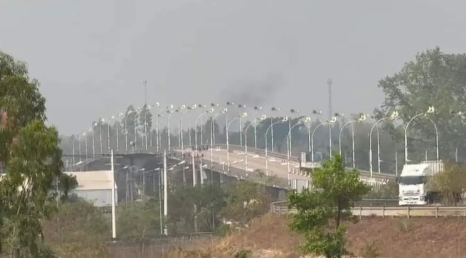 缅泰边境妙瓦底2号友谊大桥经历关-开-关，两国边贸彻底中断_腾讯新闻