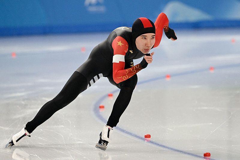 英雄｜“三金王”也是大姐大 韩梅树立中国女子速滑标杆_腾讯新闻