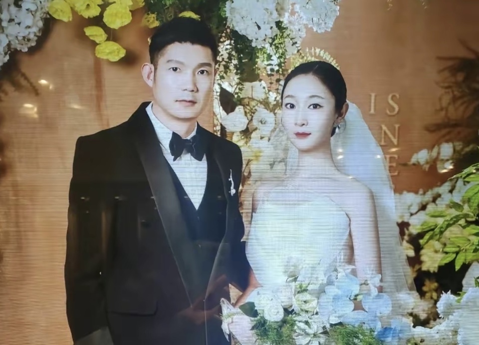 一跃成为国家队散打队队长,靠自己实现阶层跨越,而随着付高峰婚礼的