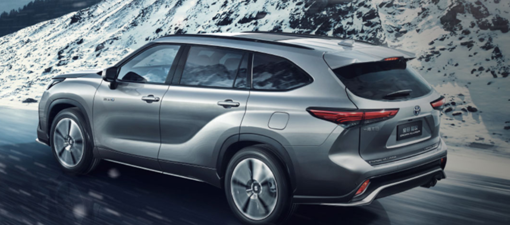 丰田传奇大7座suv上市,降价4.9万,比汉兰达大一圈!