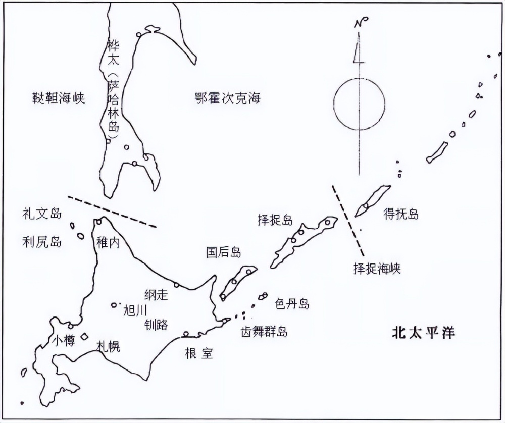 而擇捉島是北方四島之一,二者之間隔著擇捉海峽此時,日本已宣佈投降