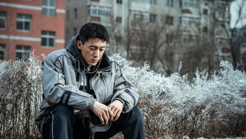 新欢旧爱用一张脸？侯雯元辟谣与姚晨恋爱，曾是钟楚曦男友，神似姚晨“前前夫”_腾讯新闻