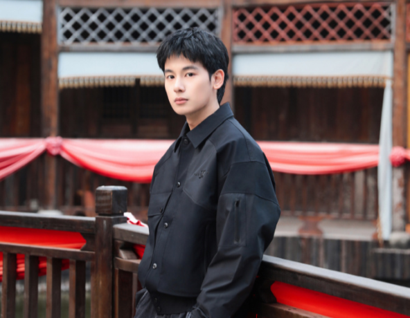 网剧飞驰人生胡先煦竟饰演霸总网友却认为他滕化了