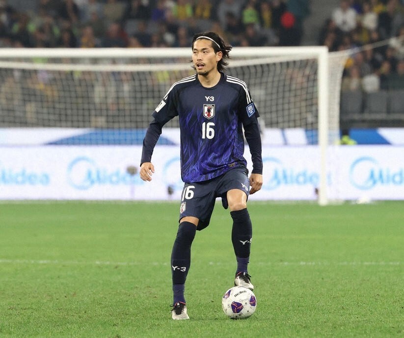 日本国脚比赛被踢，睾丸破裂还硬撑30分钟？刚结婚，还剩1.6个蛋