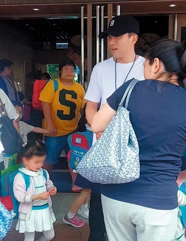 刘丹喊话杨幂刘恺威为女儿复婚,两个难题成为阻碍,还有弥补机会