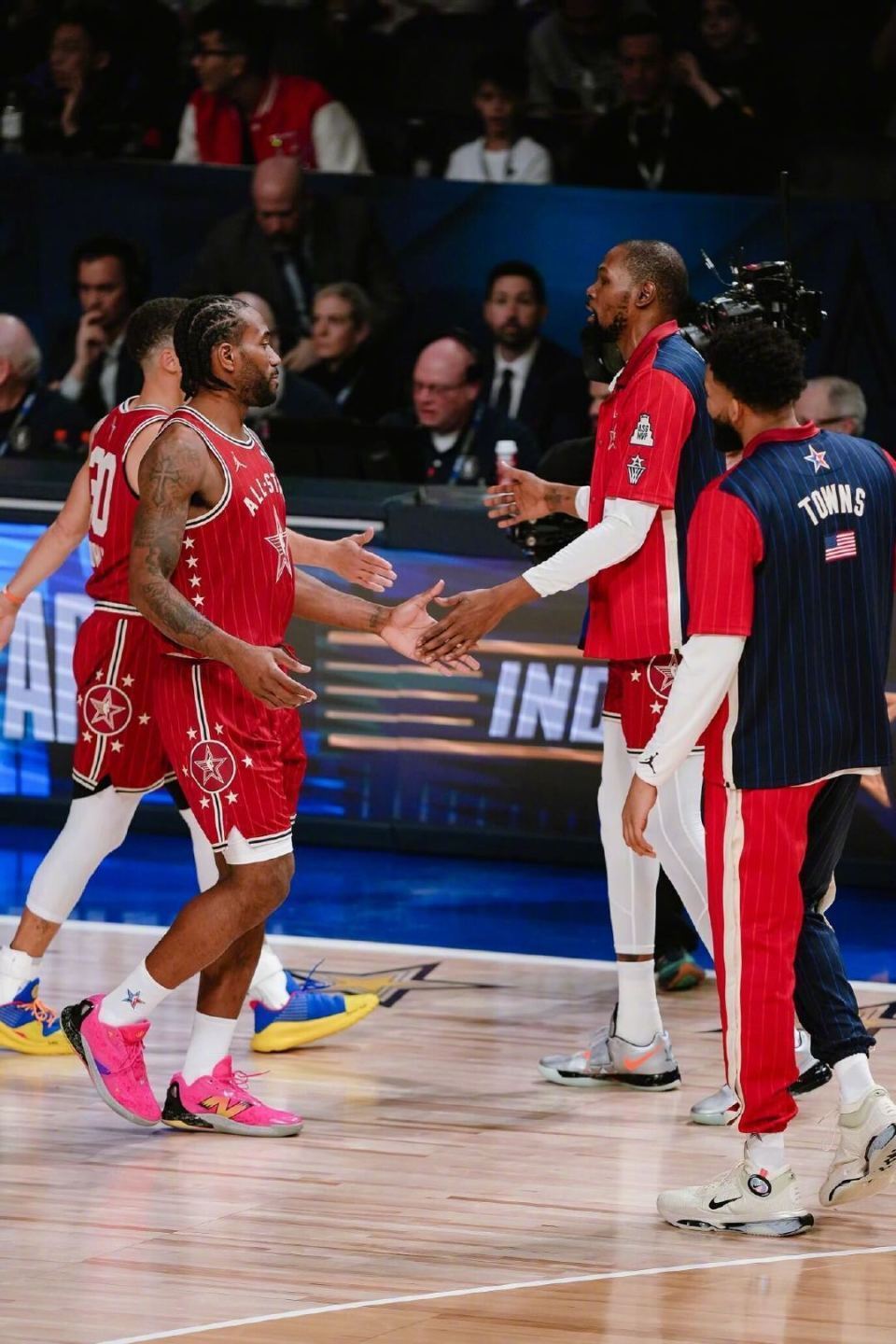 快船双星全明星划水,小卡伤势无碍,乔治效率高