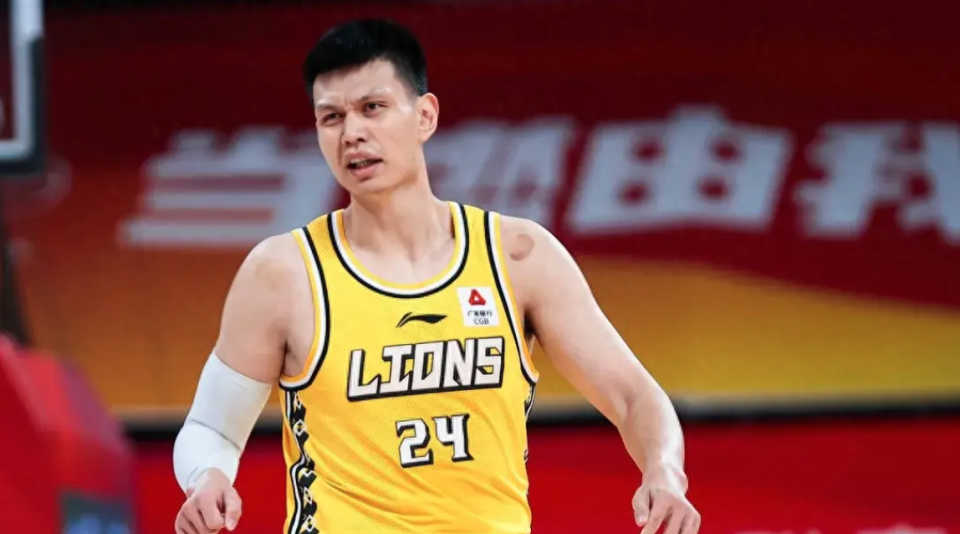 许钟豪将迎回归!广厦内线压力终得缓解,奥卡福不再是必需品