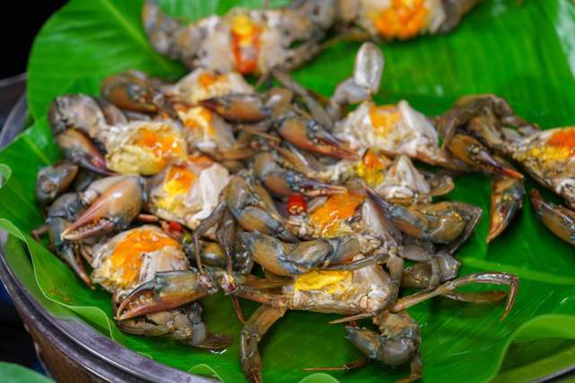 住在 曼谷 香格里拉 ,楼下就是沙吞码头sathorn pier, bts轻轨站为