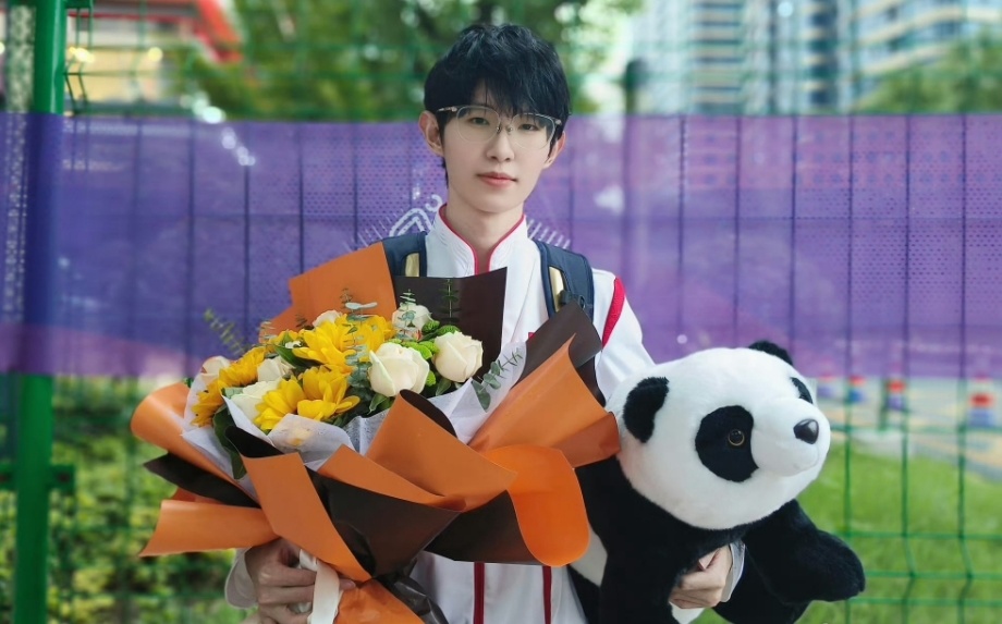 ag一诺回归携手轩染,苏沫披挂上阵!