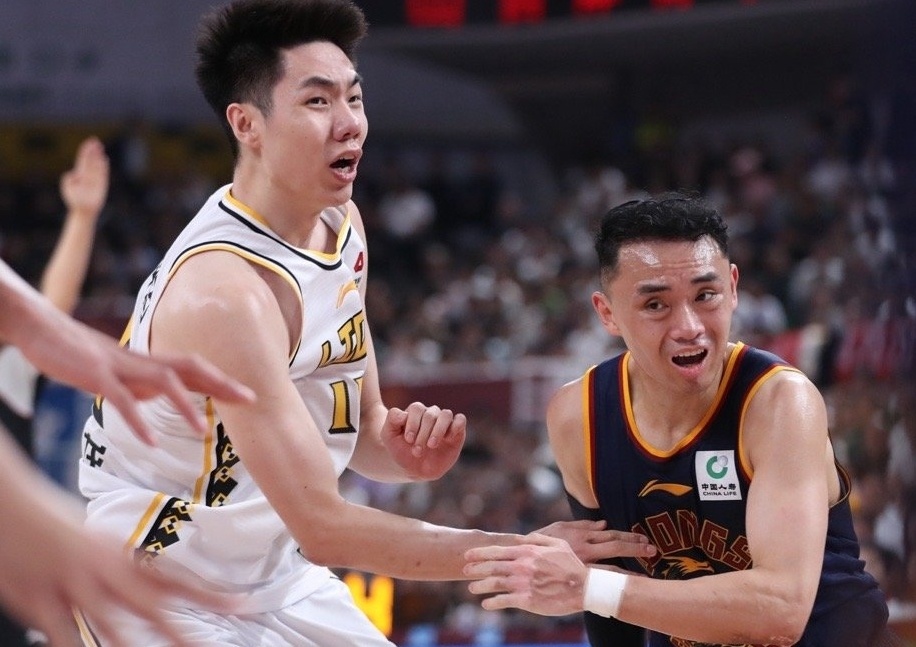 山西男篮力克广厦张宁298原帅28分胡金秋3112朱俊龙伤退