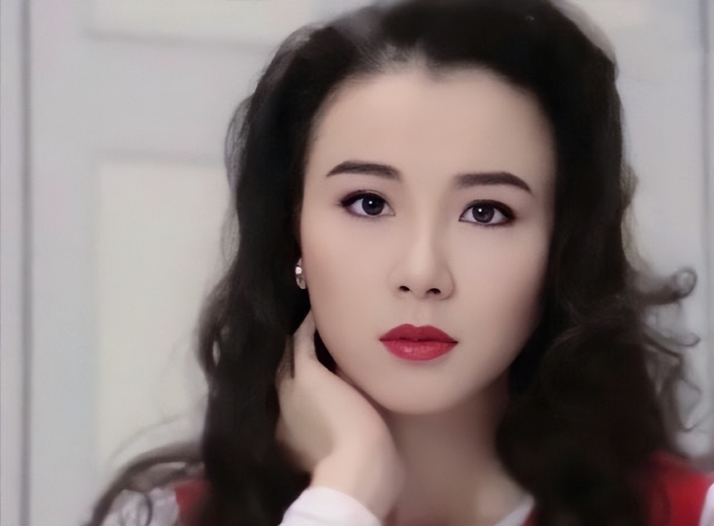 萧蔷:绿萍,林诗音是演技巅峰,当13年"台湾第一美人"不甘退位_腾讯新闻