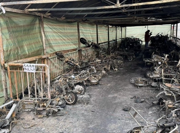 北京丰台电动车起火引燃车棚目前肇事车已基本确定小区电梯设有电动车