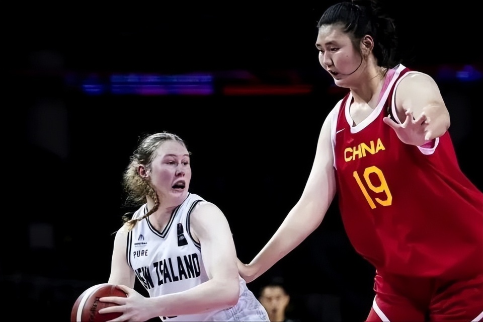 5场狂砍175 64夺亚洲mvp,未来女篮第一人