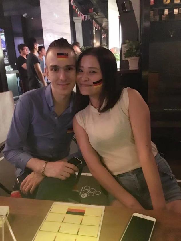 我,北京妞嫁德国老公,首次见面就要了联系方式,如今生一混血娃_腾讯