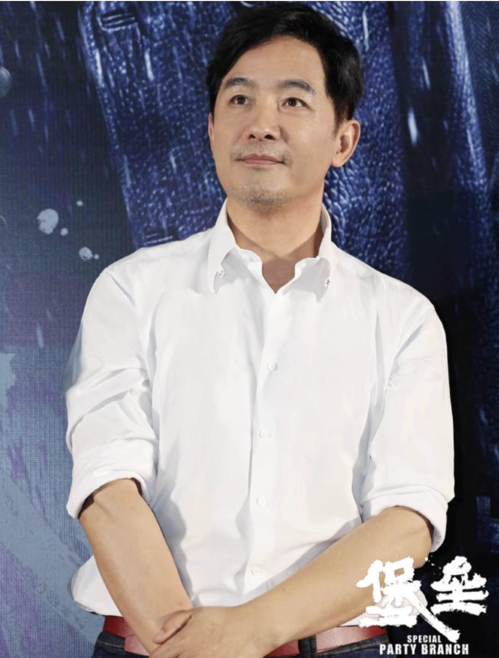 一段时间不见:30岁陈都灵穿牛仔服像18岁,景冈山咋老成这样?