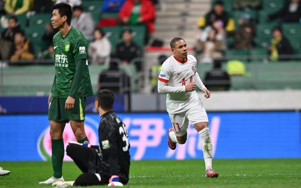 近6轮5败！国安外援队长直言耻辱，工体倒戈狂嘘+官微遭怒冲：解散吧