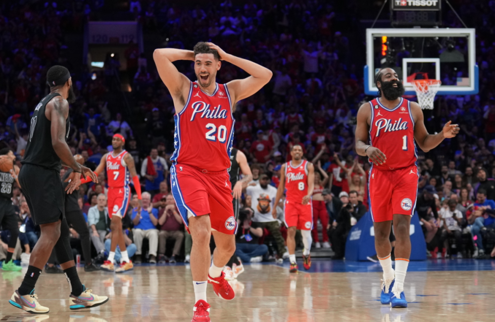 76人季后赛开门红恩比德和里弗斯盛赞哈登哈登破纪录自信发声