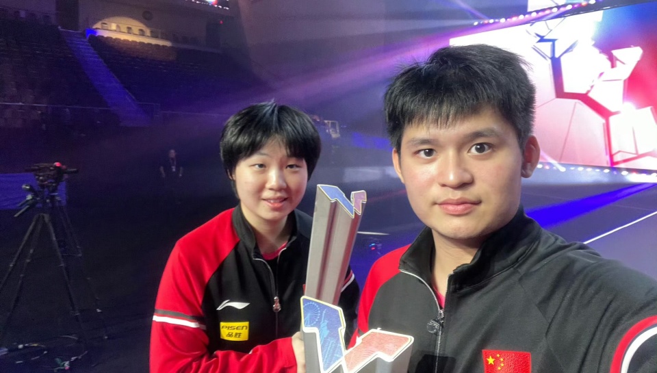 林诗栋蒯曼混双夺冠，王励勤终于松了一口气，国乒动漫组合太争气