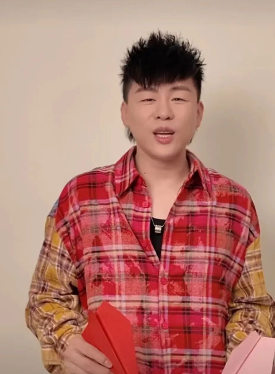 以为胖其实瘦的7位明星,孙楠个高腿细,林俊杰秀腹肌获赞