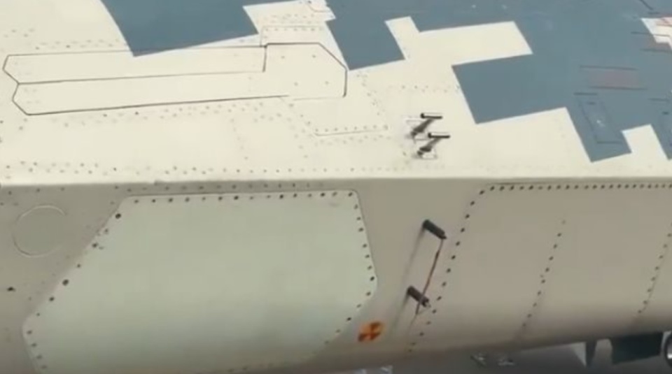 苏-57参与珠海航展，不寻常的机身螺丝，被中国摄影师拍摄到-6parkbbs.com