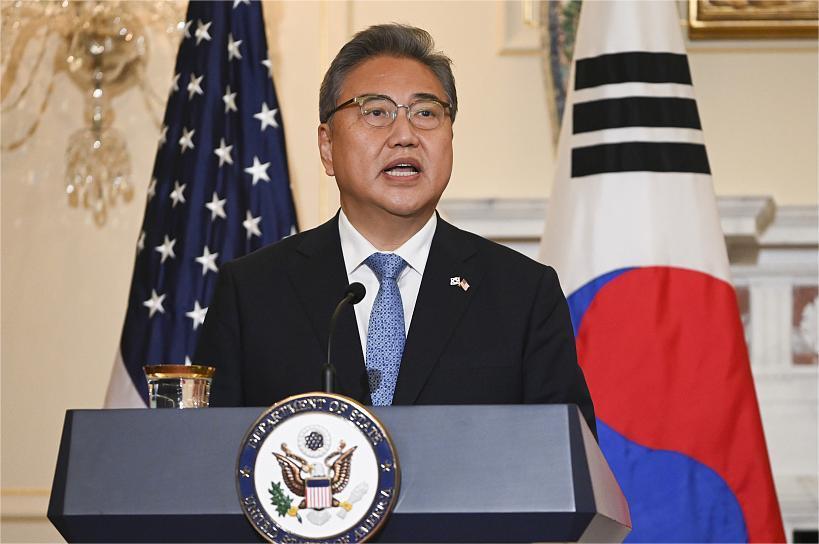 韩国外长朴振朴振宣称,在"台海有事"时,"韩国也会受到波及,韩政府必须