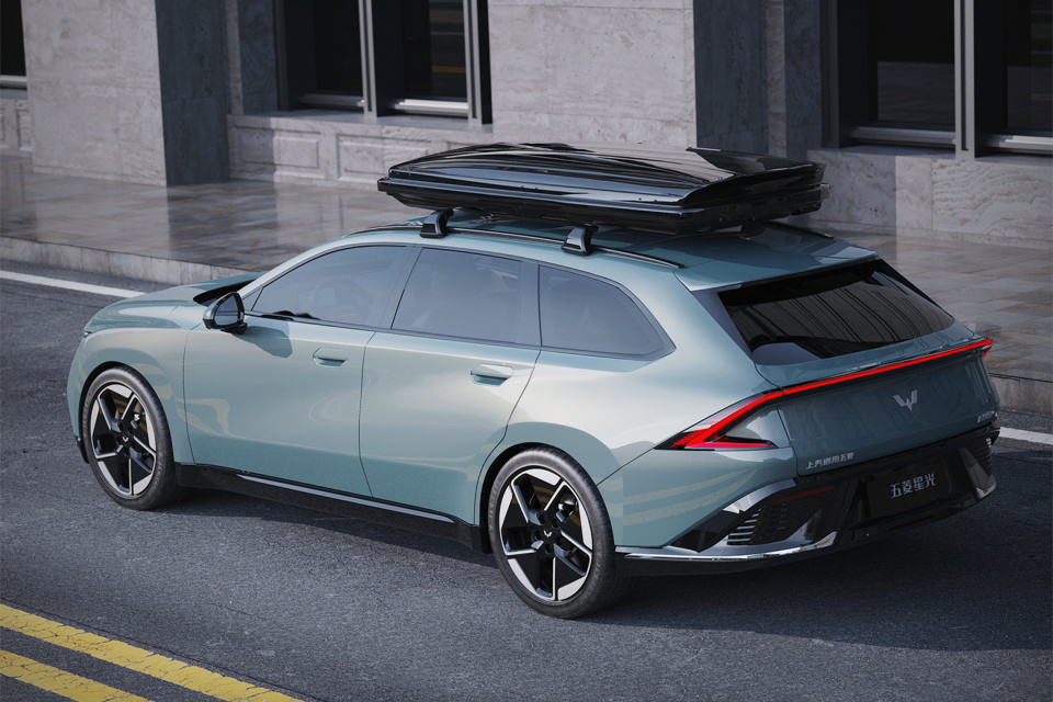 五菱星光旅行车更多车图出炉,上市又是爆款?_腾讯新闻