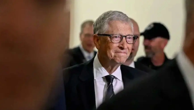 比尔·盖茨就爱泼斯坦案赴国会作证，承认与其交往是严重判断失误