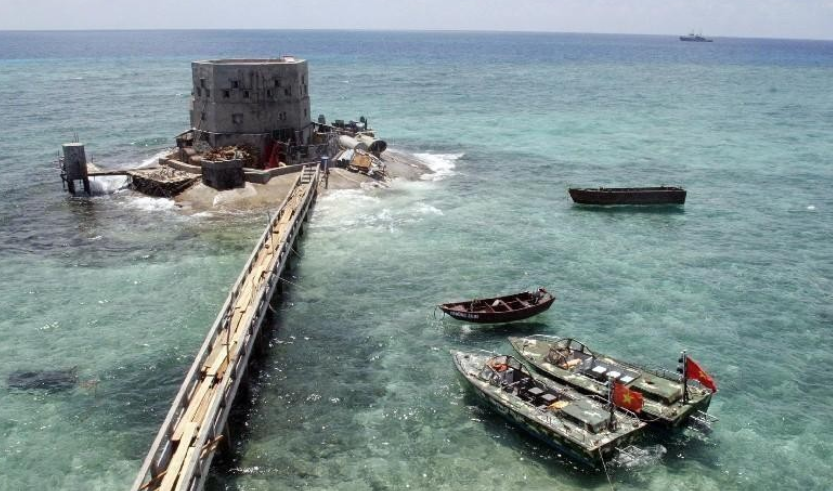 越南在南海疯狂填海造陆搞建设，实则意外帮