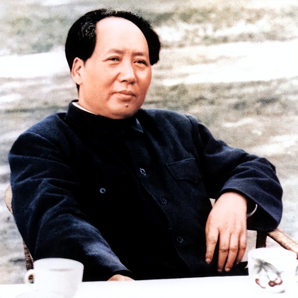 中国2023年军费1.55万亿，台湾贸易顺差1.08万亿？毛主席早料到_腾讯新闻