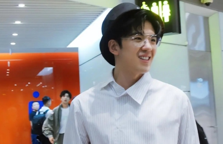 高考舞弊后仝卓再塌房和工作室开撕他还是头一个