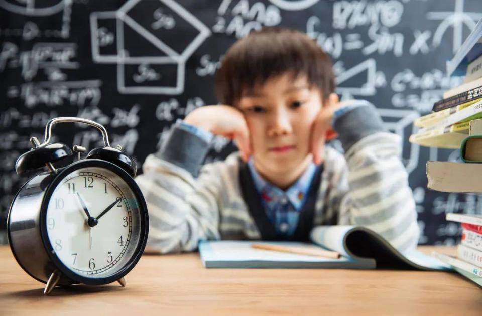 11年！孩子厌学从个别到普遍，背后真相究竟是什么？