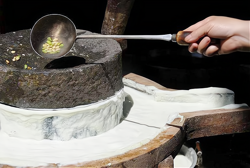 腊月二十五,推磨做豆腐,牢记"做2事,忌3事",兔年迎福运_腾讯新闻