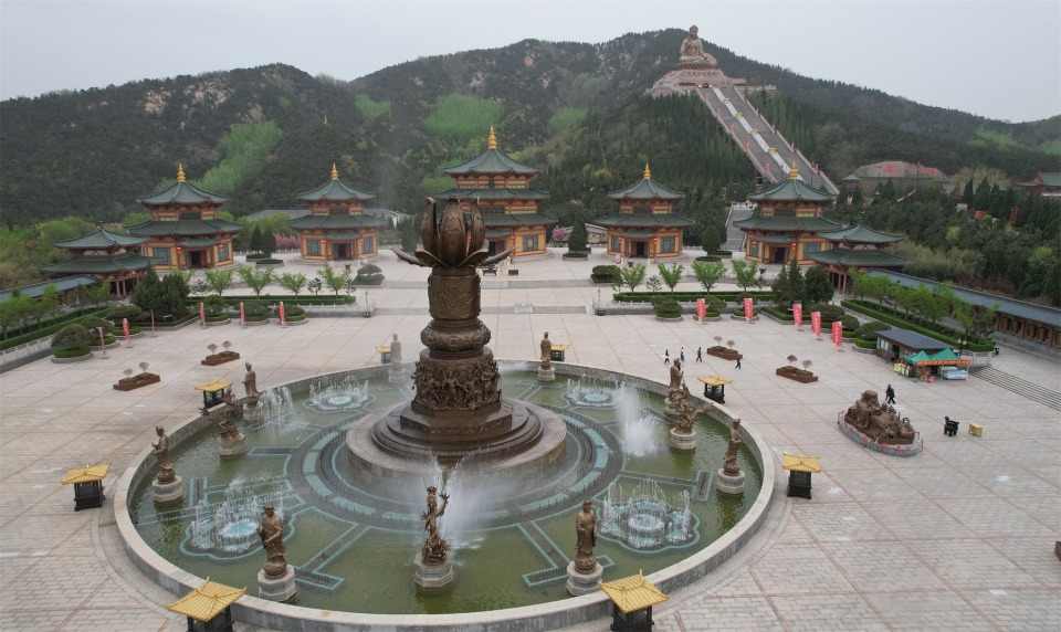 寺廟愛好者怎麼能不去逛逛龍口南山旅遊區呢