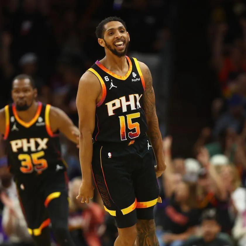 曾是山西男篮名宿,字母哥,利拉德迎新援_腾讯新闻