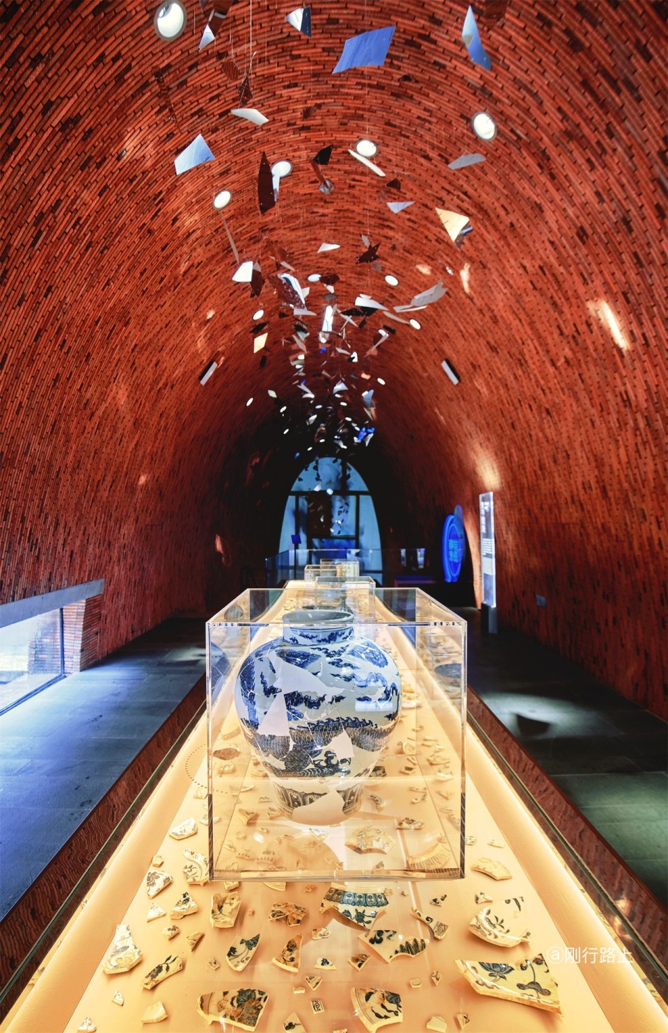 景德镇御窑博物馆丨土与火的艺术,地元素与东方建筑美学相结合_腾讯
