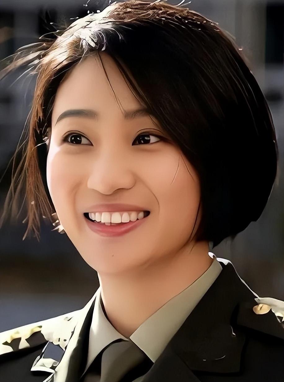 侯梦莎:我这辈子最正确的决定,就是嫁给我的同行丈夫_腾讯新闻